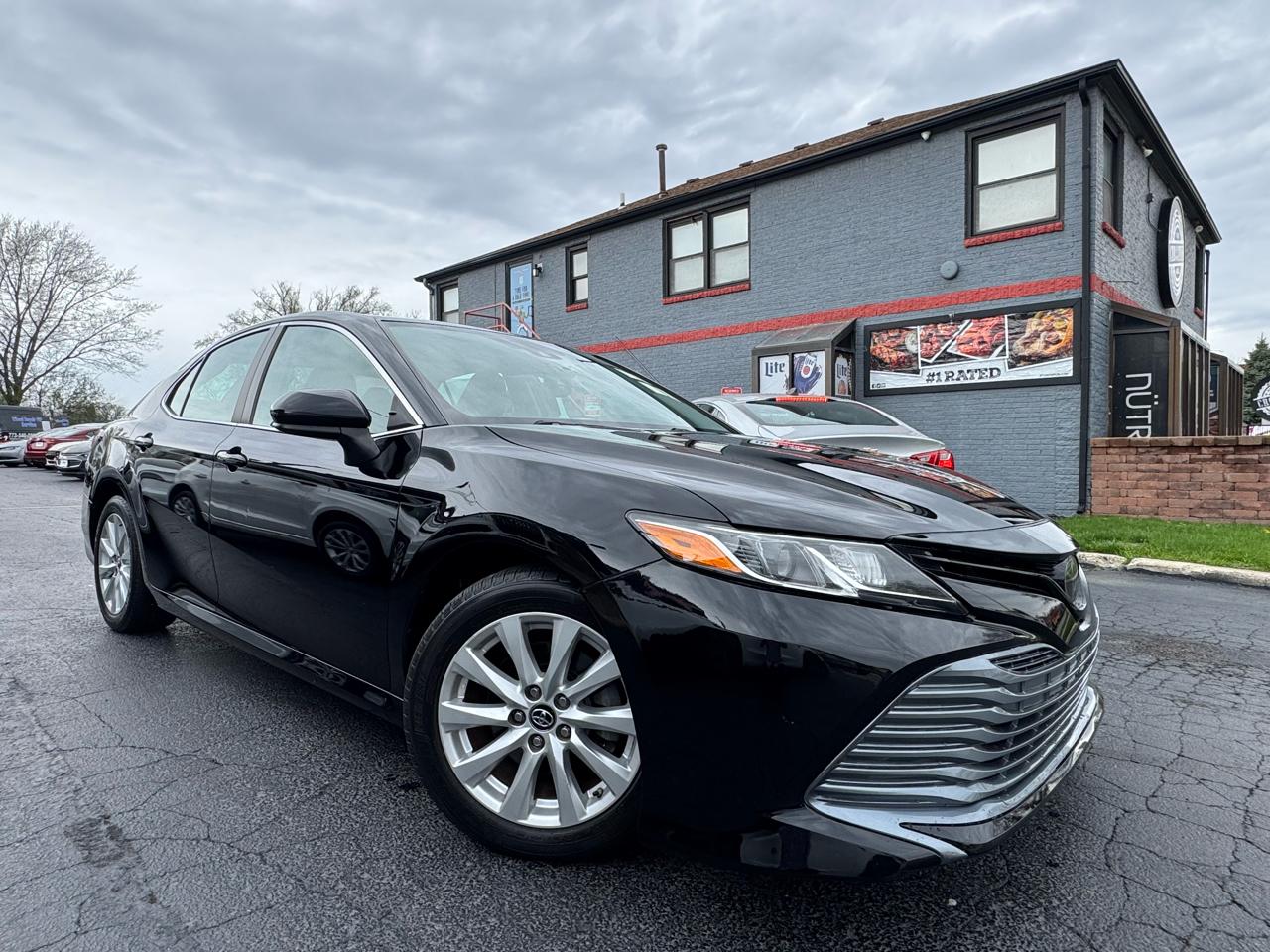 Toyota Camry 2014.5 4dr Sdn I4 Auto LE (Natl) 2019