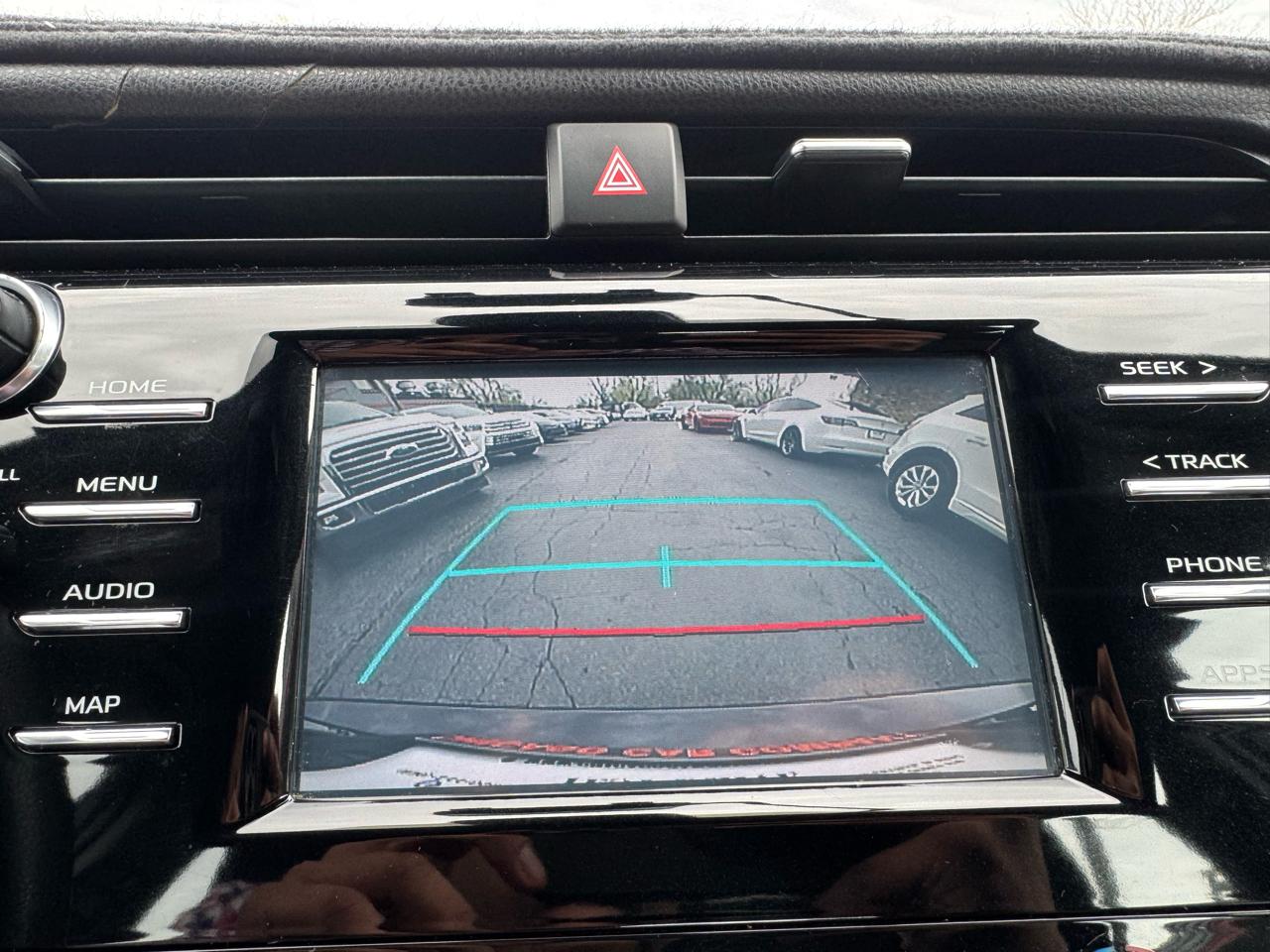 Toyota Camry 2014.5 4dr Sdn I4 Auto LE (Natl) 2019