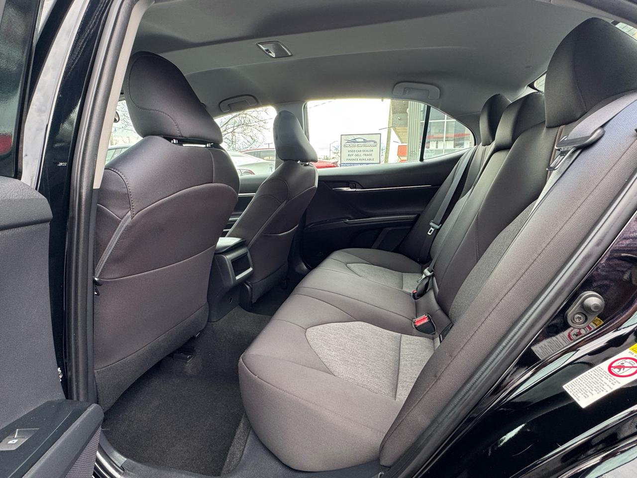 Toyota Camry 2014.5 4dr Sdn I4 Auto LE (Natl) 2019