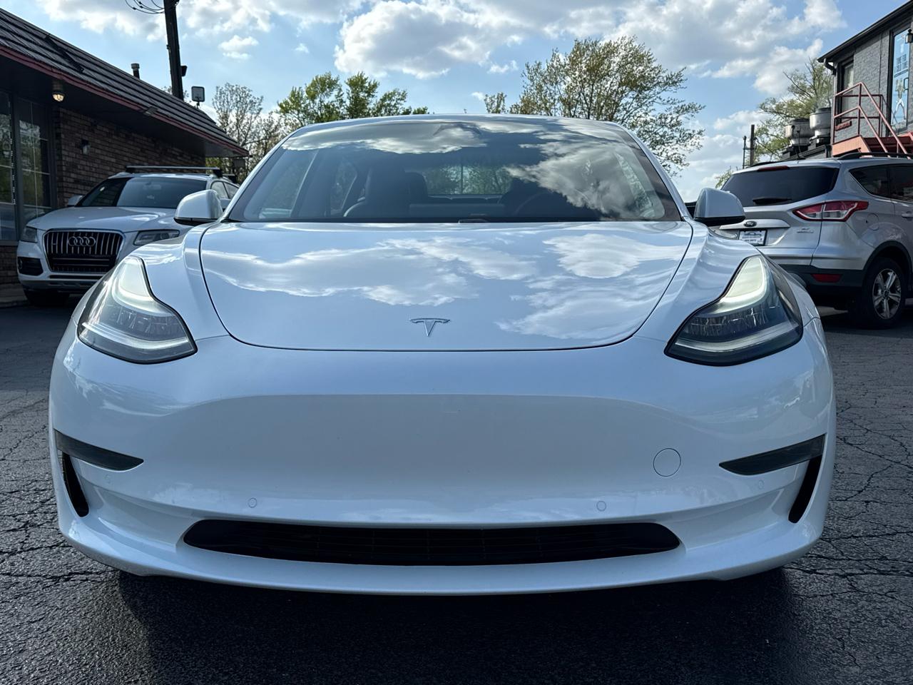 Tesla Model 3 Standard Range RWD 2020