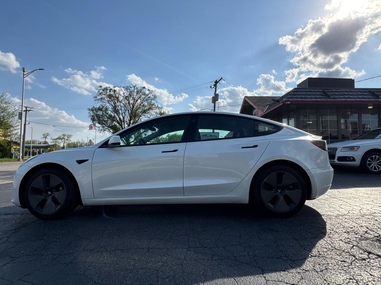 Tesla Model 3 Standard Range RWD 2020