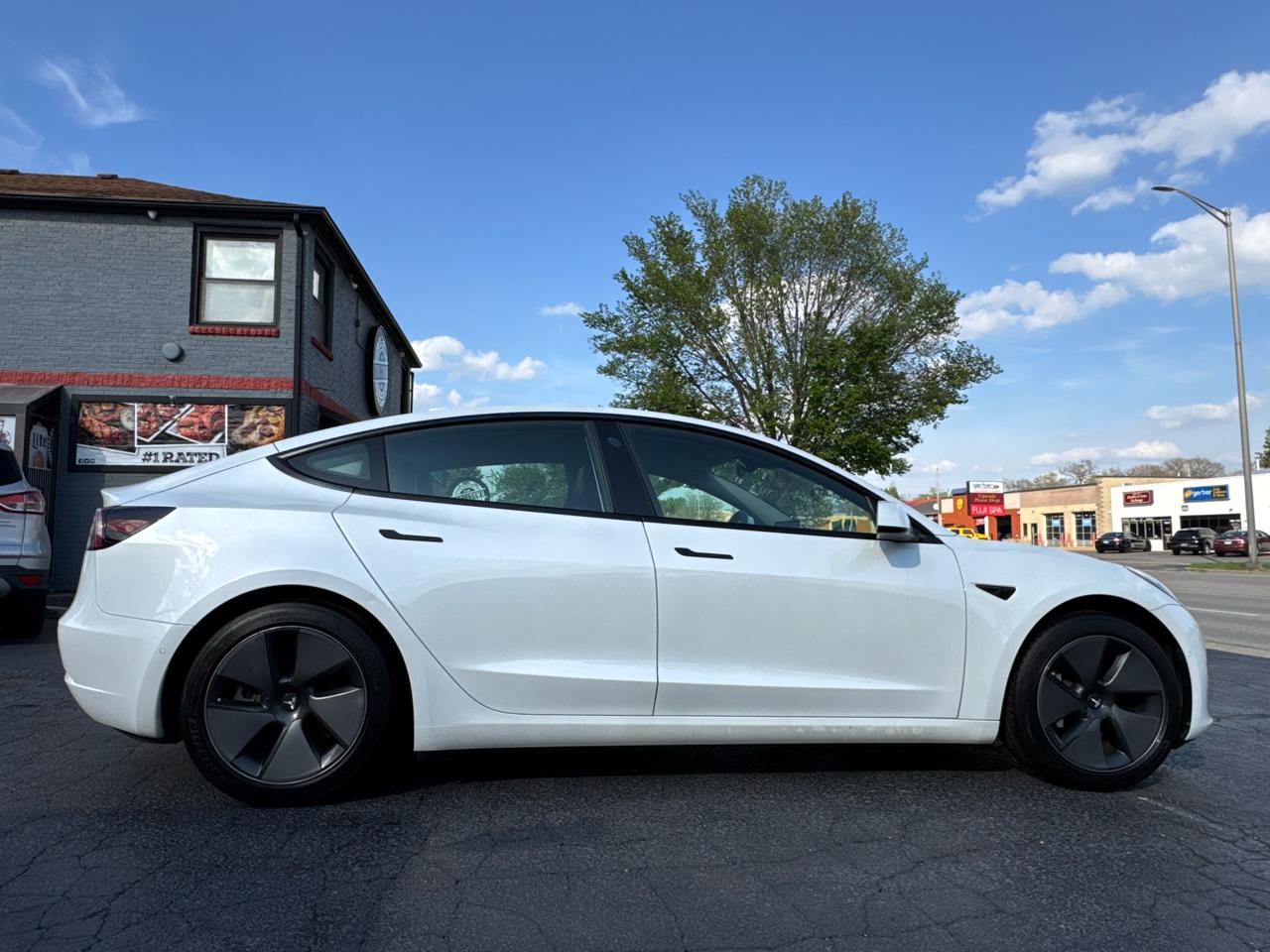Tesla Model 3 Standard Range RWD 2020