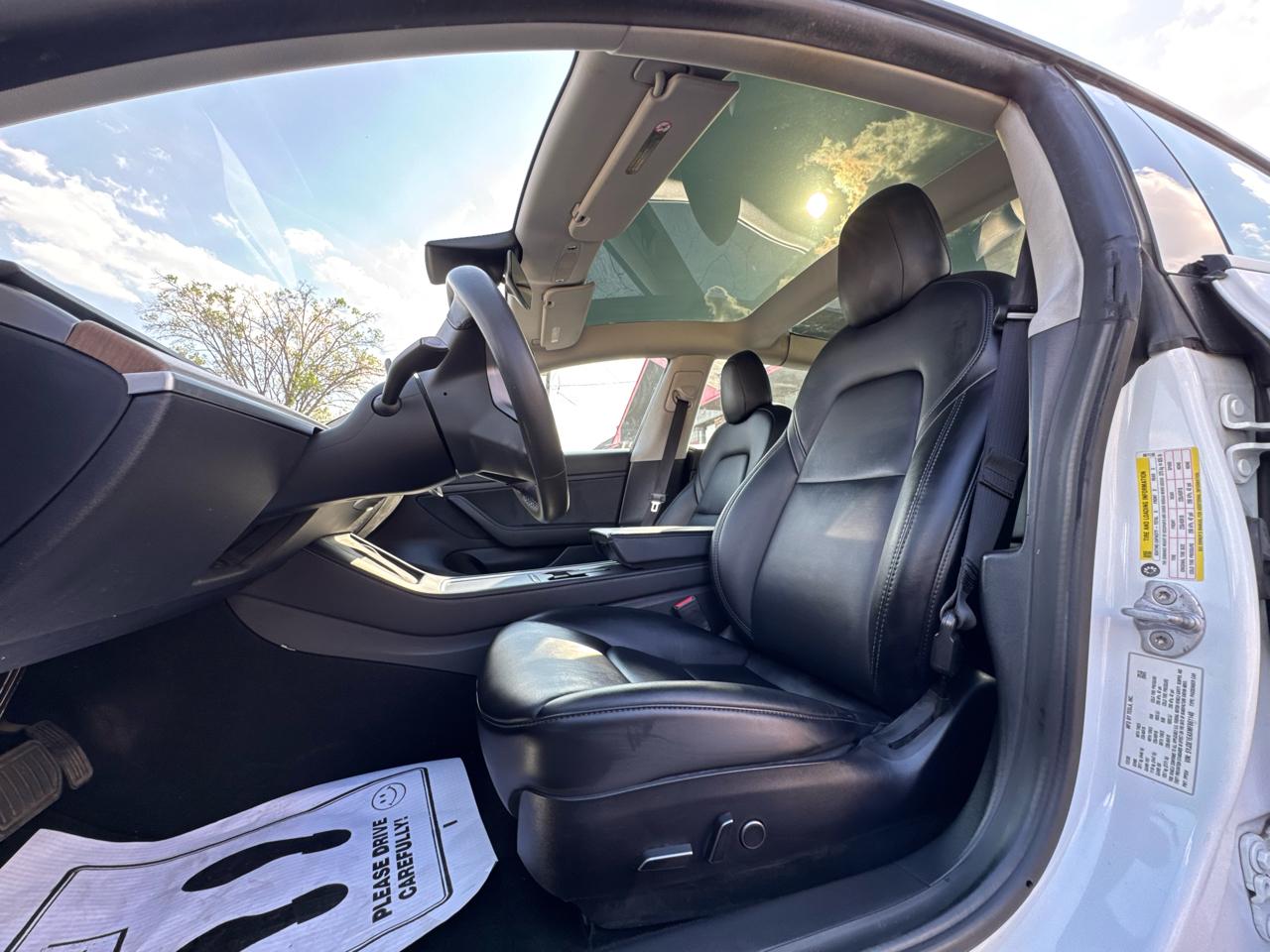 Tesla Model 3 Standard Range RWD 2020