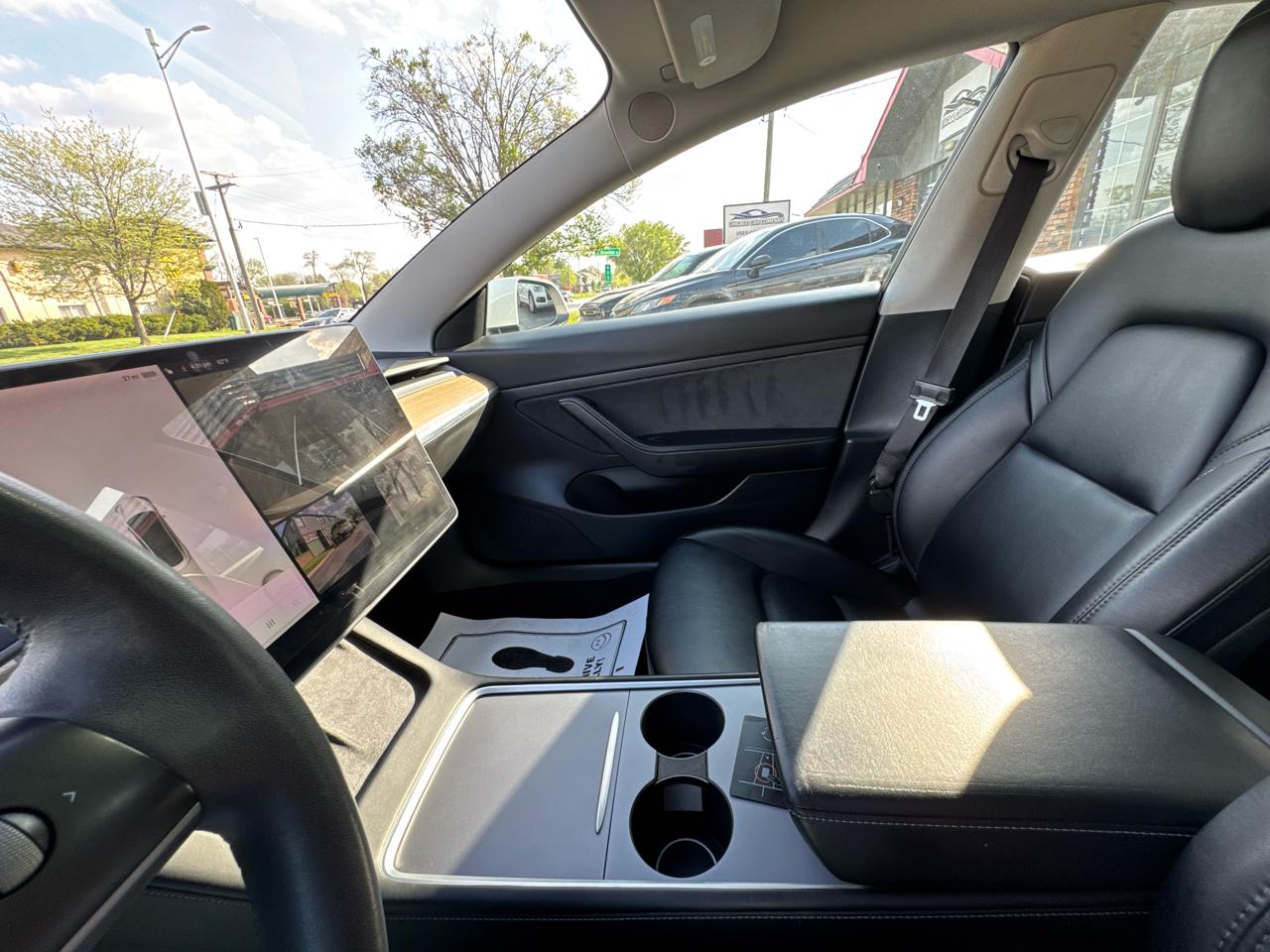 Tesla Model 3 Standard Range RWD 2020