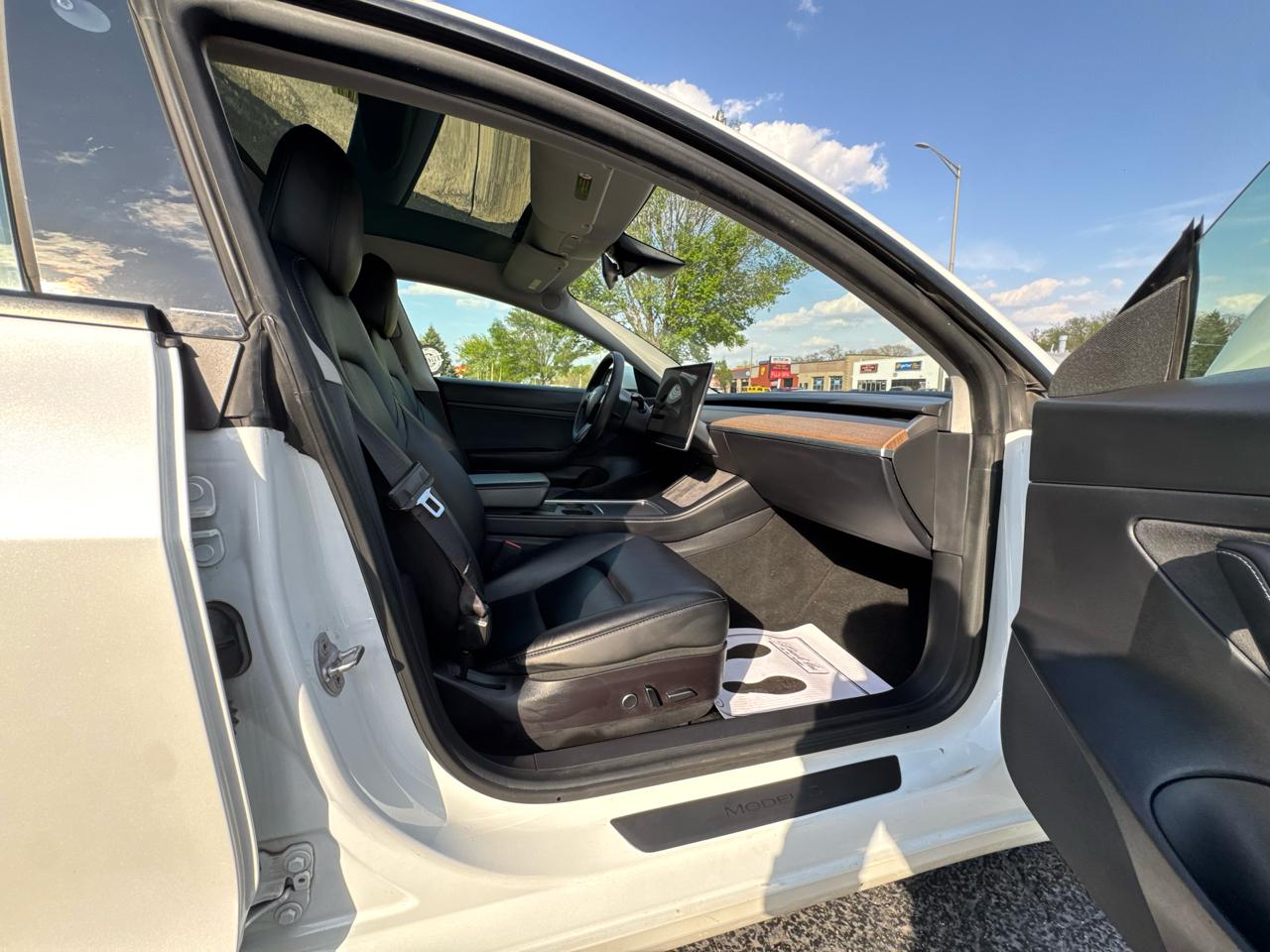 Tesla Model 3 Standard Range RWD 2020