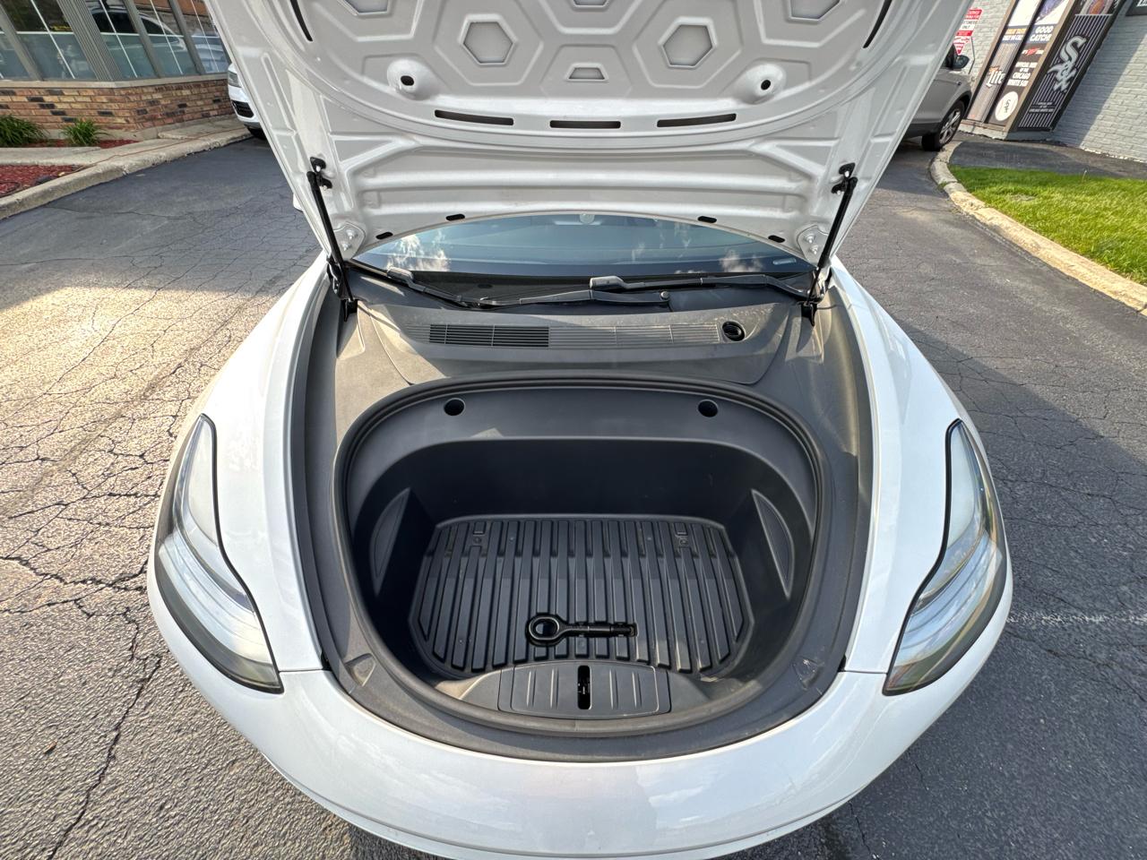 Tesla Model 3 Standard Range RWD 2020