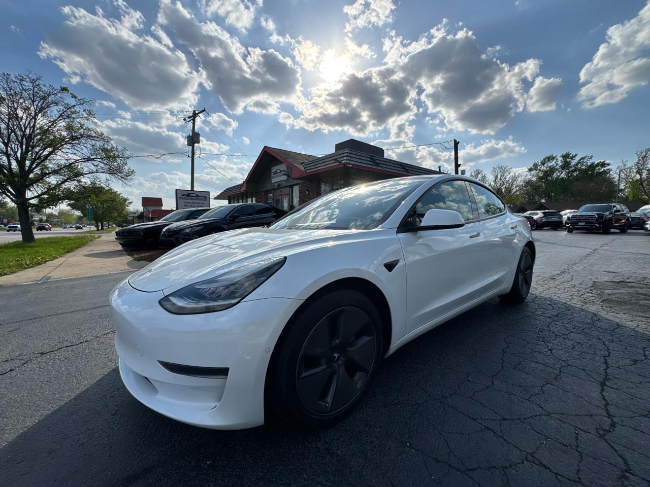 Tesla Model 3 Standard Range RWD 2020