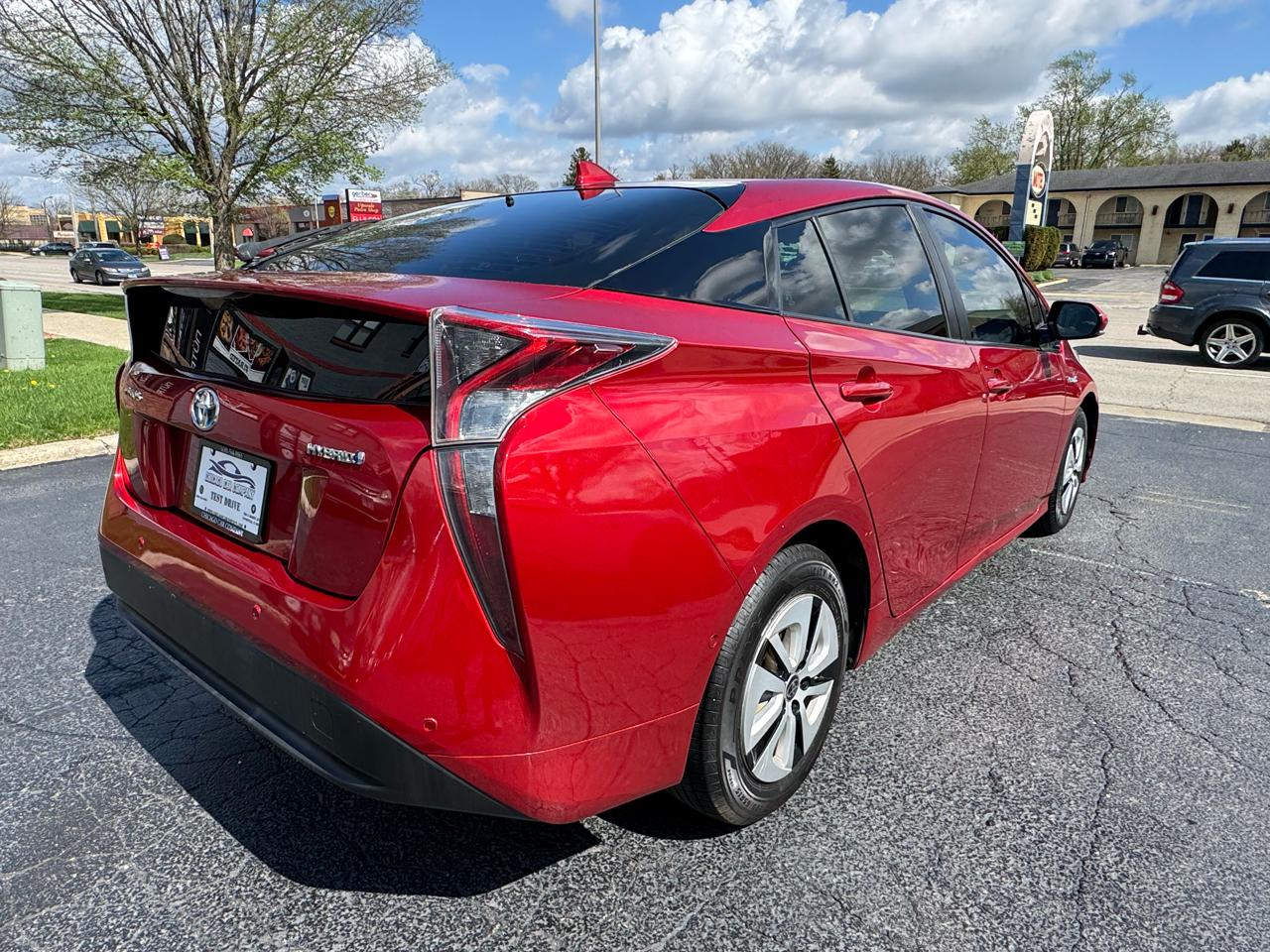 Toyota Prius Three Touring (Natl) 2018