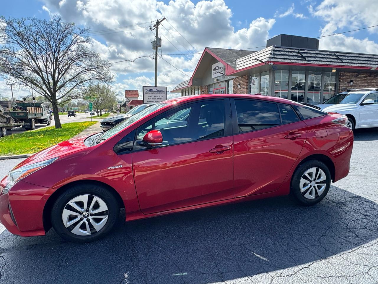 Toyota Prius Three Touring (Natl) 2018