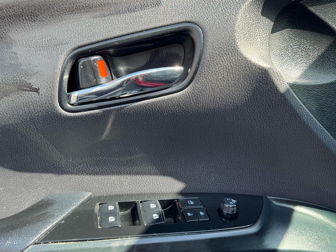 Toyota Prius Three Touring (Natl) 2018