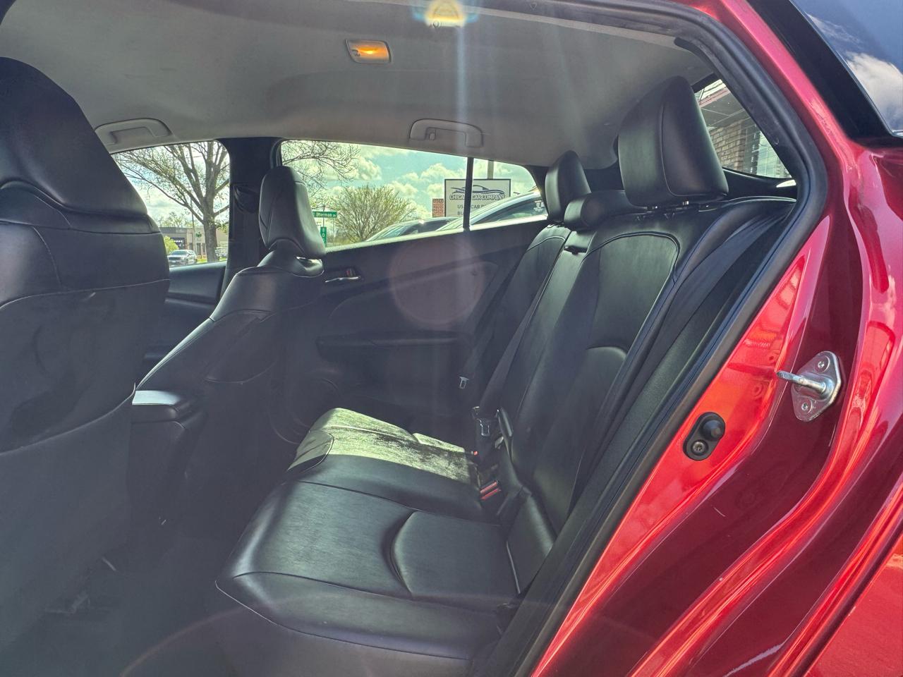 Toyota Prius Three Touring (Natl) 2018