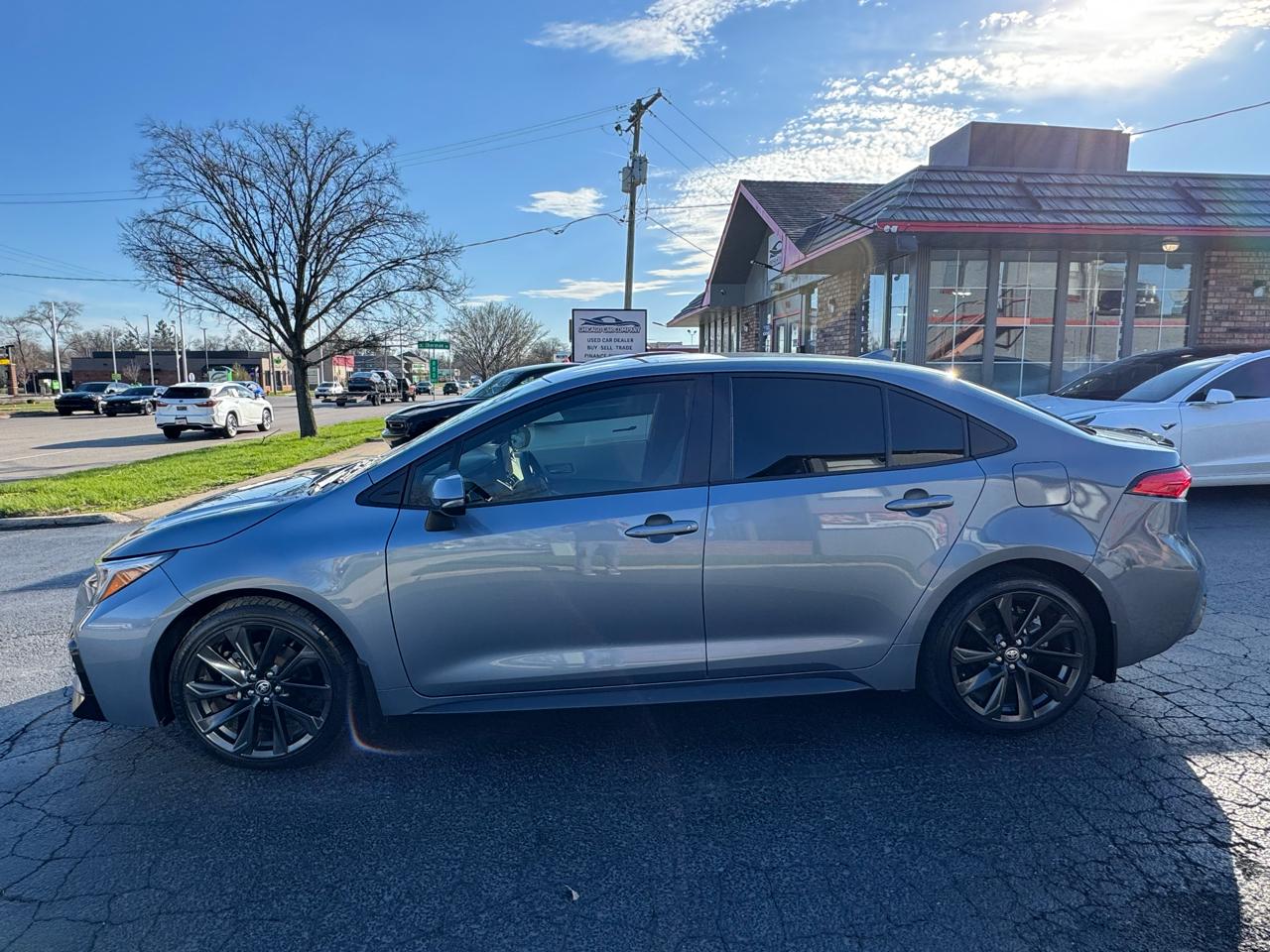 Toyota Corolla Hybrid LE FWD (Natl) 2025