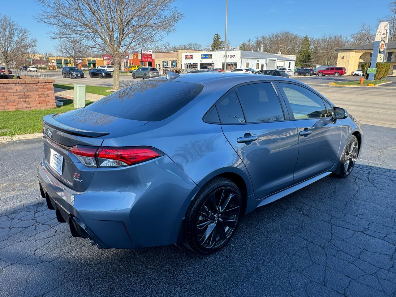 Toyota Corolla Hybrid LE FWD (Natl) 2025