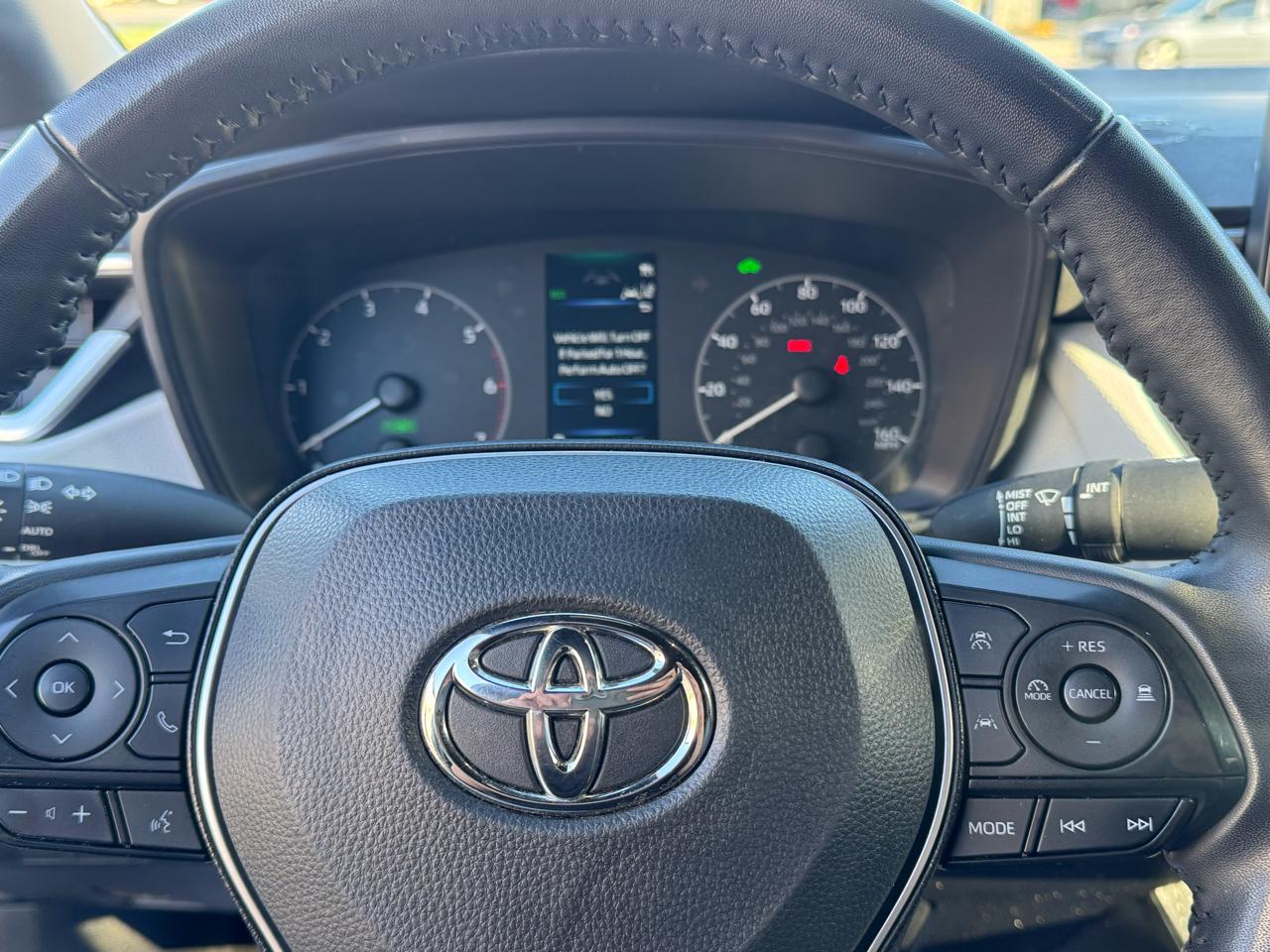 Toyota Corolla Hybrid LE FWD (Natl) 2025