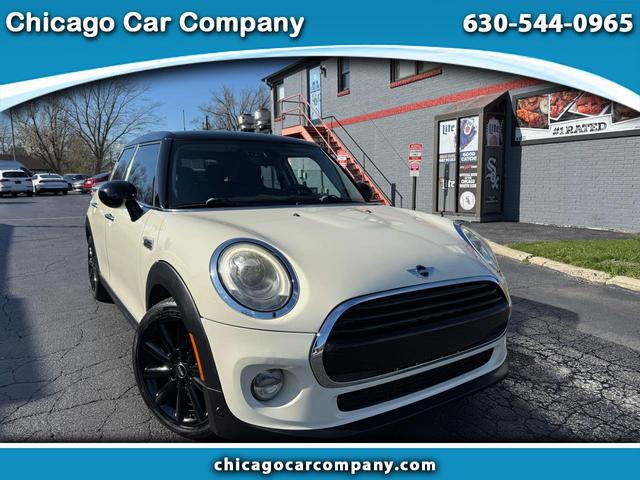 Gold 2018 MINI Cooper 4-Door Hatchback FWD Hatchback Front-Wheel Drive Automatic