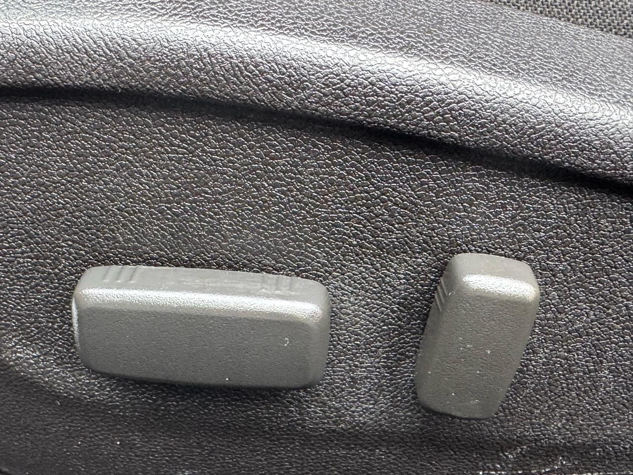 Chevrolet Camaro 2dr Cpe LT w/1LT 2015