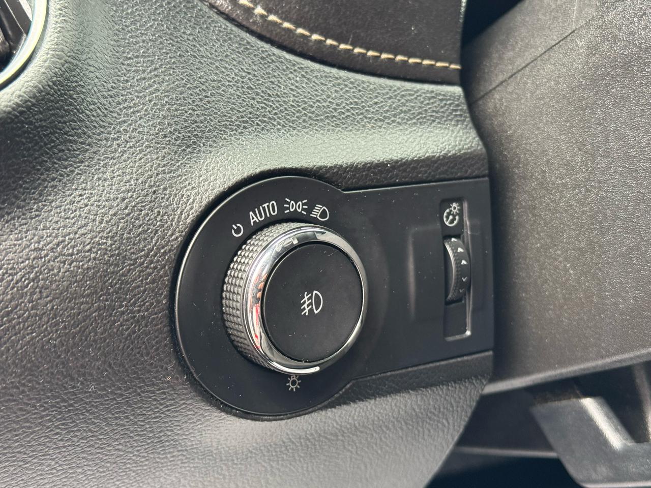 Chevrolet Camaro 2dr Cpe LT w/1LT 2015