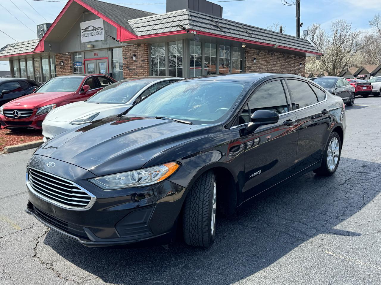 Ford Fusion Hybrid SE FWD 2019