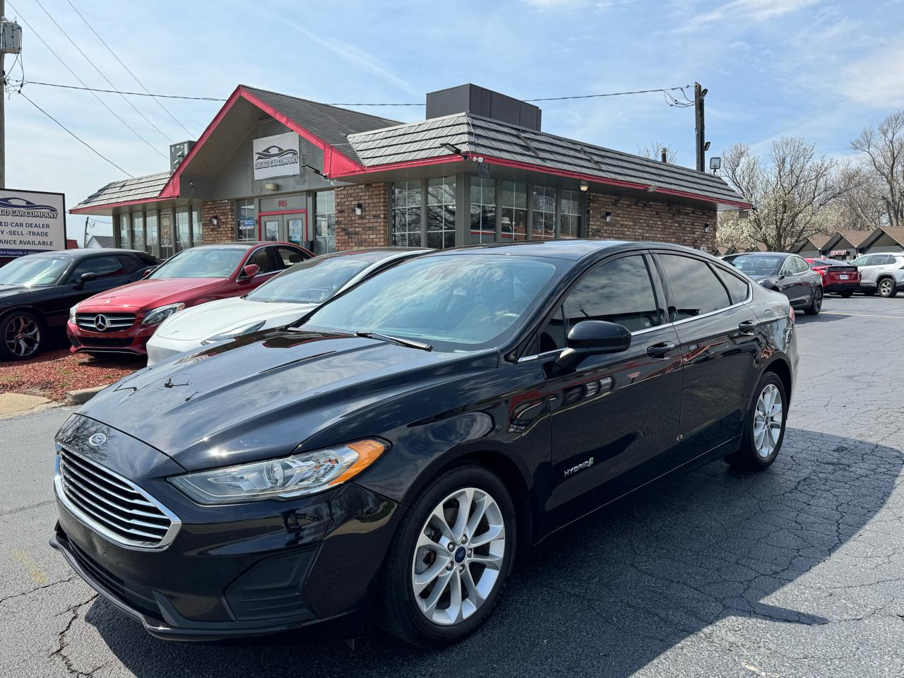 Ford Fusion Hybrid SE FWD 2019