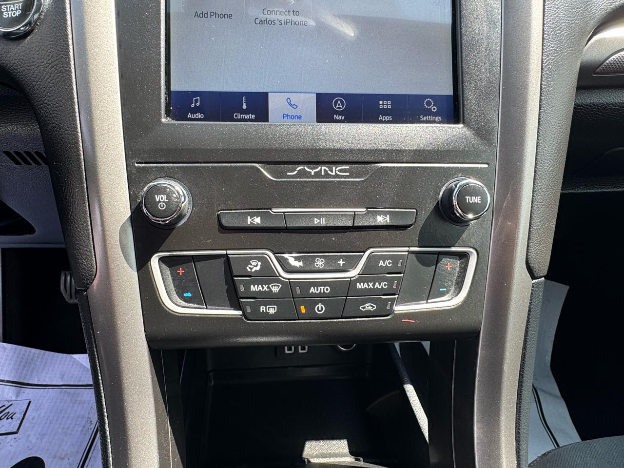 Ford Fusion Hybrid SE FWD 2019