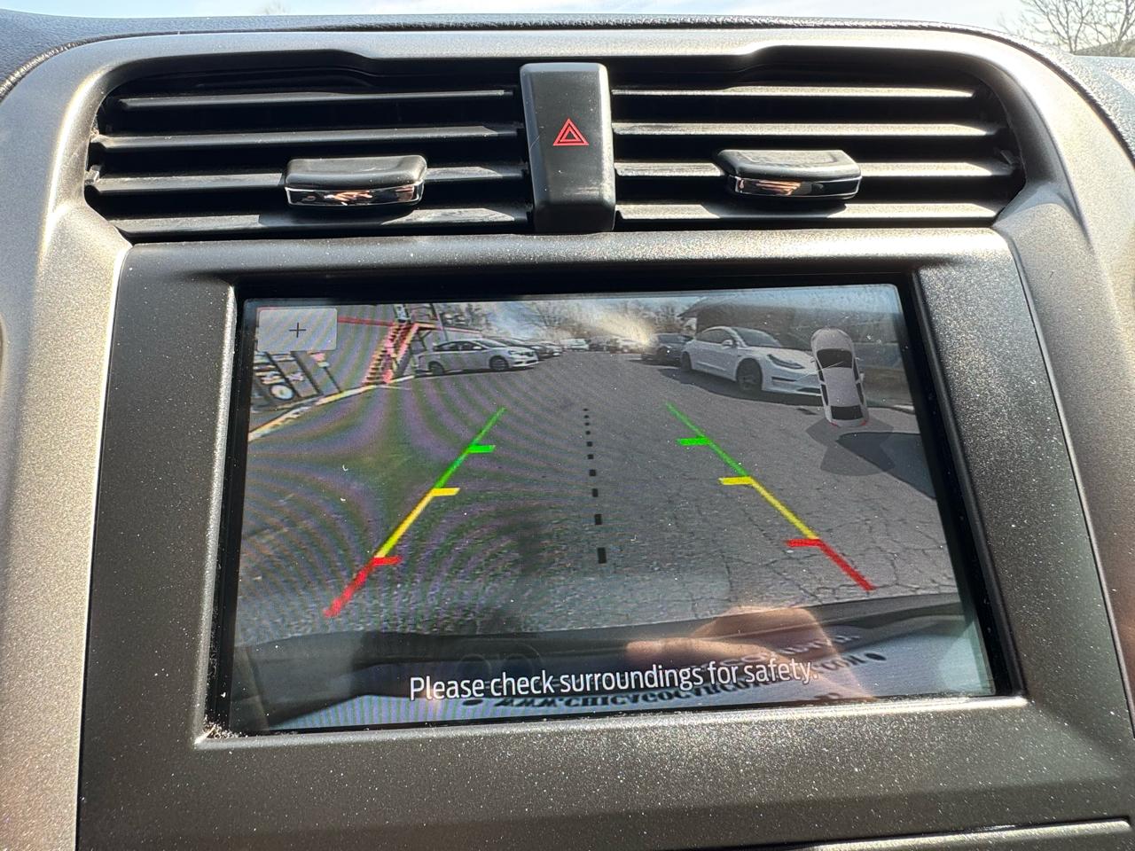 Ford Fusion Hybrid SE FWD 2019