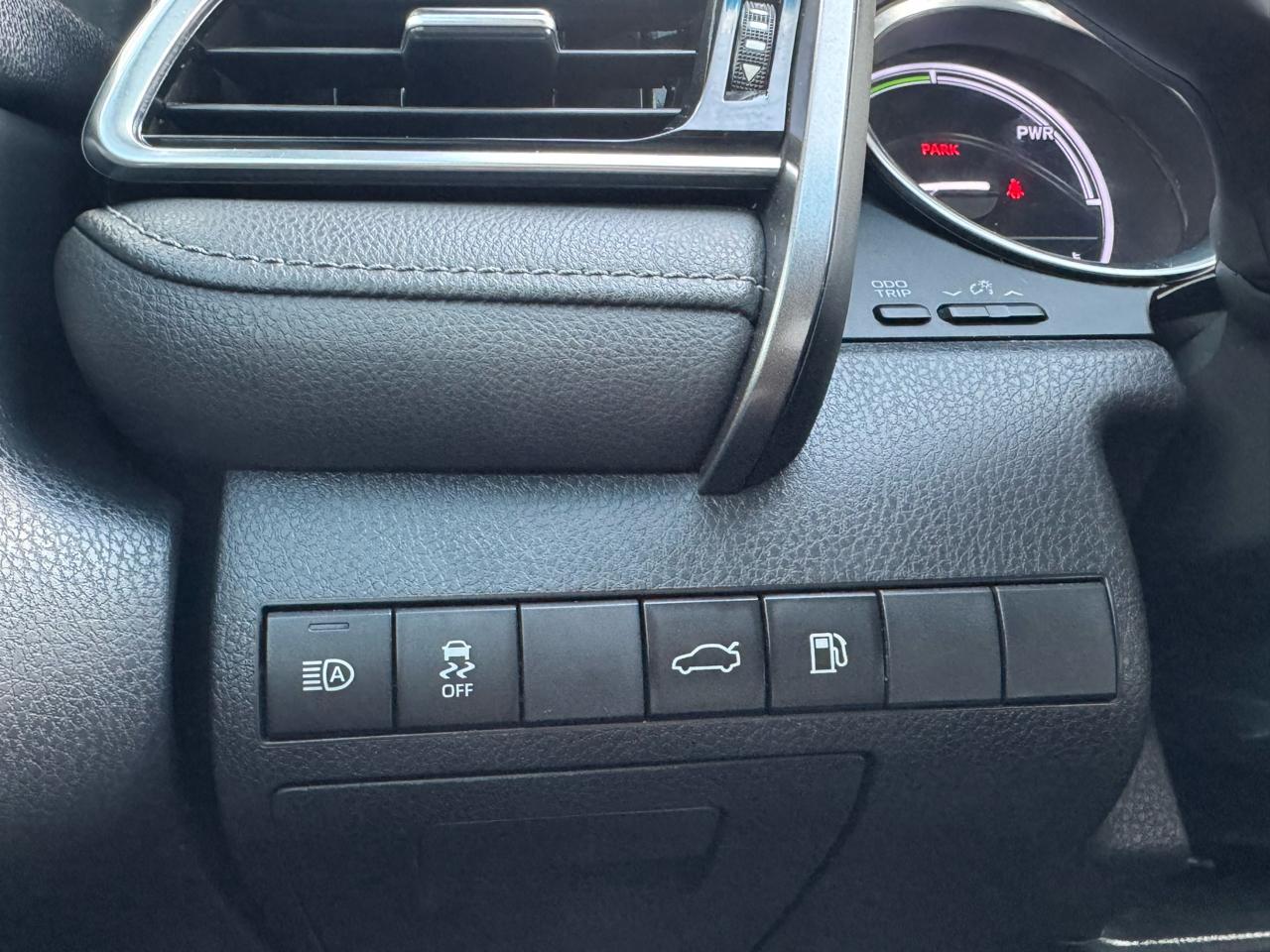 Toyota Camry 2014.5 4dr Sdn I4 Auto SE (Natl) 2018