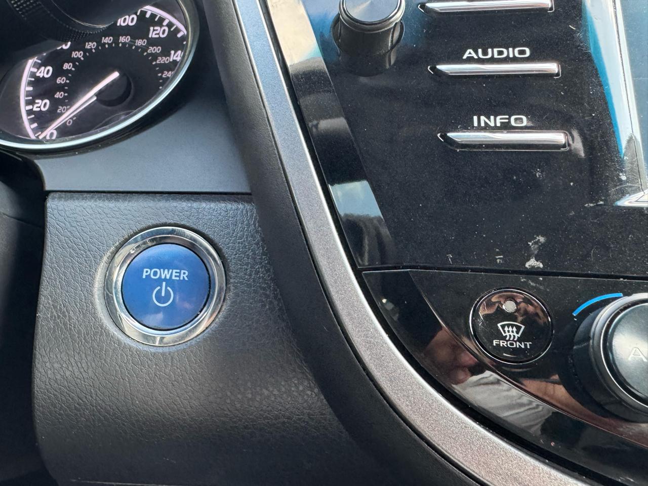 Toyota Camry 2014.5 4dr Sdn I4 Auto SE (Natl) 2018