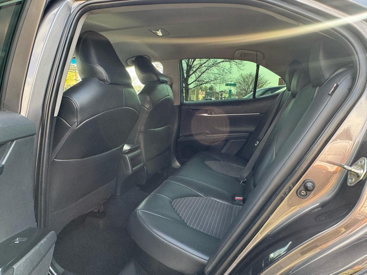 Toyota Camry 2014.5 4dr Sdn I4 Auto SE (Natl) 2018