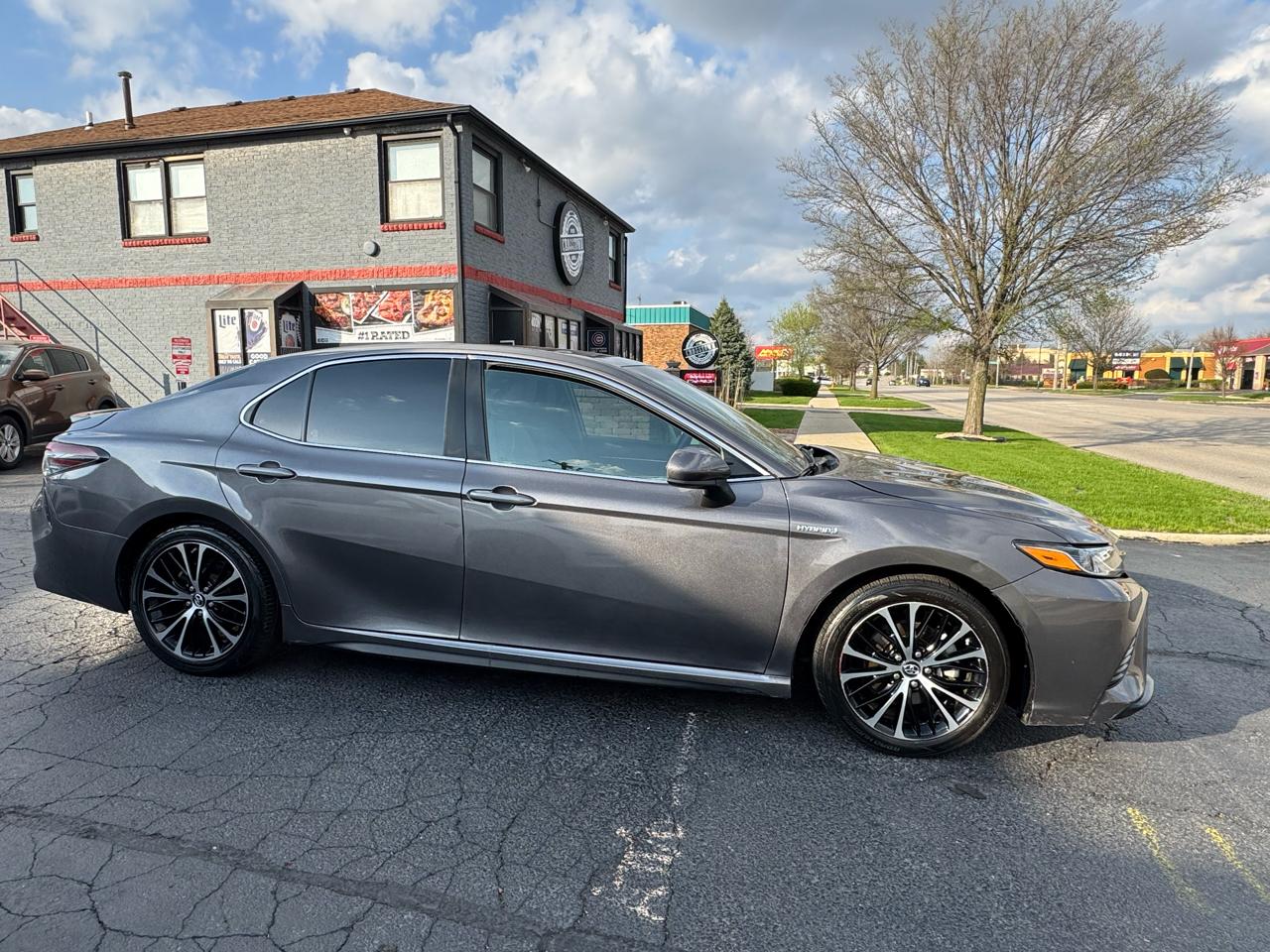 Toyota Camry 2014.5 4dr Sdn I4 Auto SE (Natl) 2018