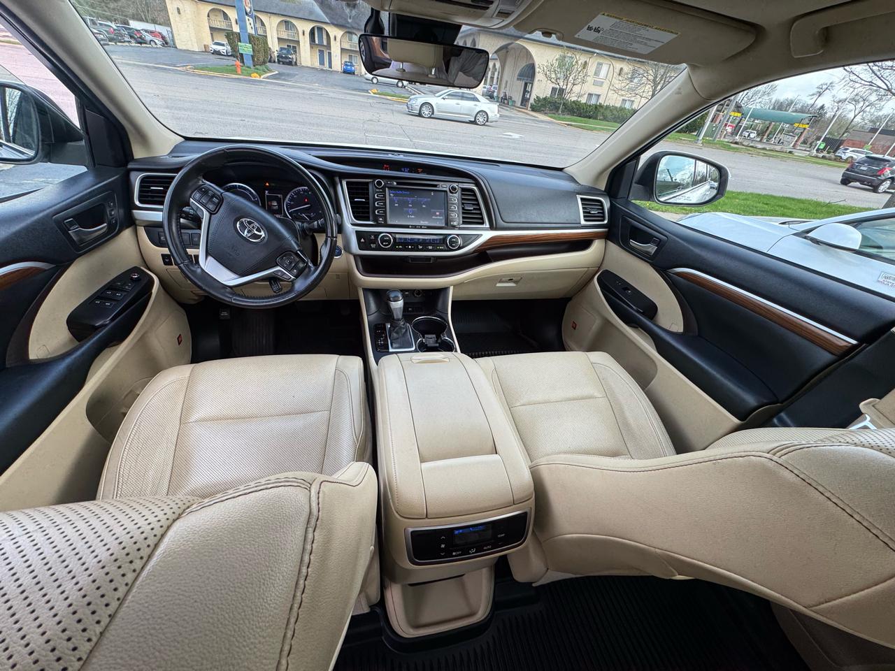 Toyota Highlander Hybrid Limited V6 AWD (Natl) 2019