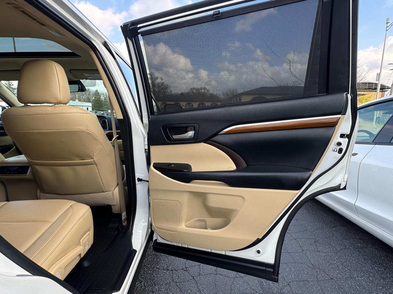 Toyota Highlander Hybrid Limited V6 AWD (Natl) 2019