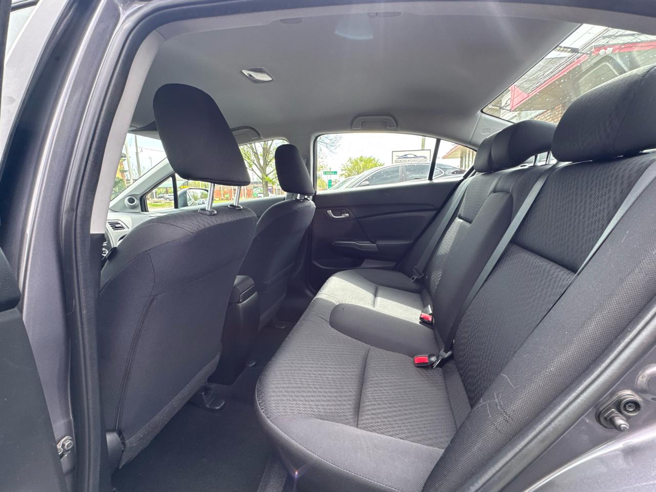 Honda Civic Sedan 4dr CVT SE 2015