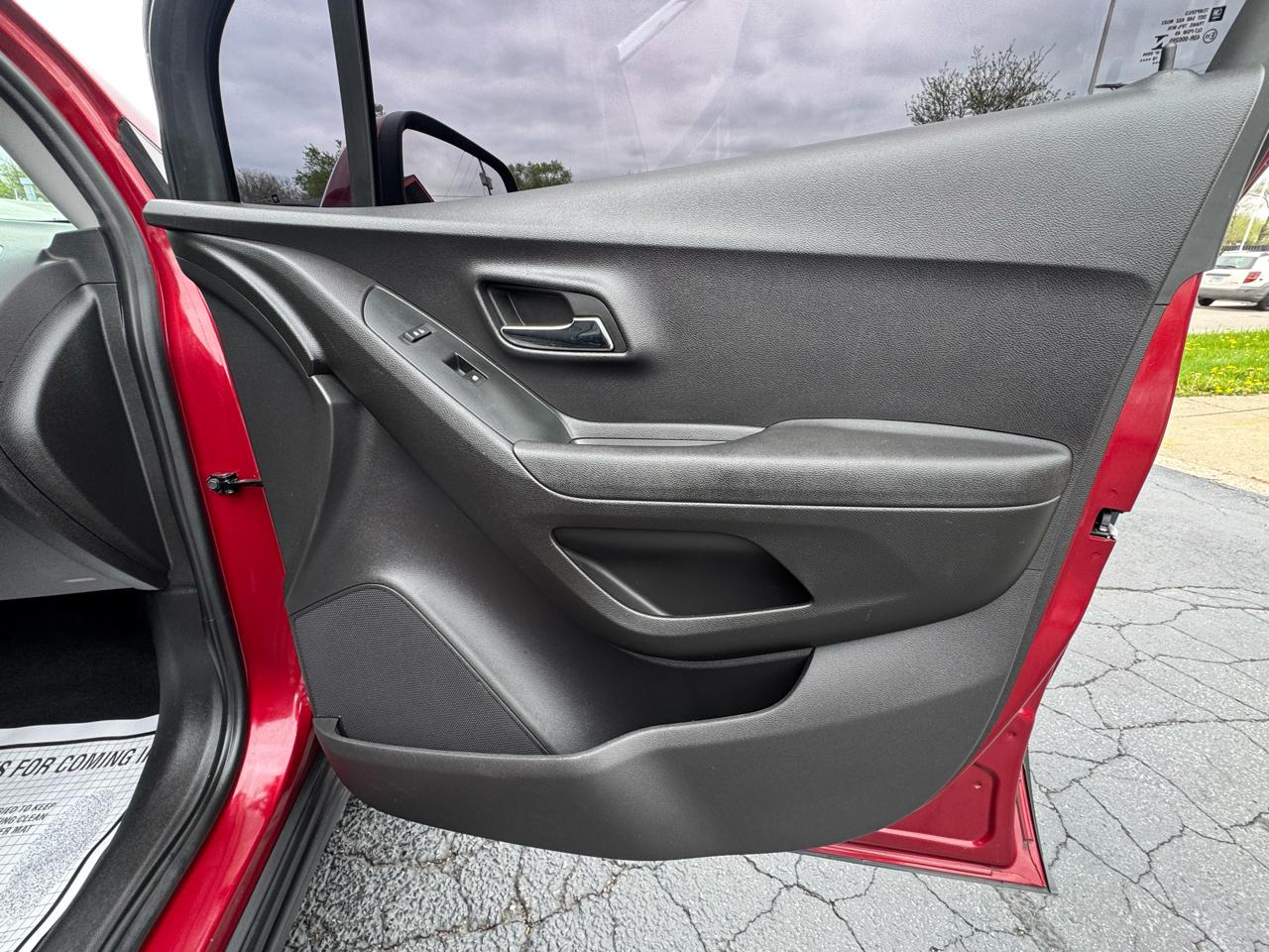 Chevrolet Trax FWD 4dr LT 2019