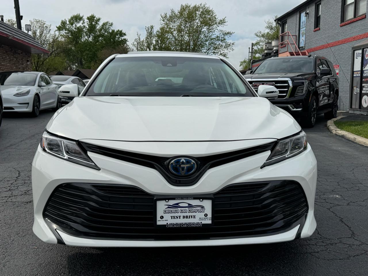 Toyota Camry Hybrid LE CVT (Natl) 2020