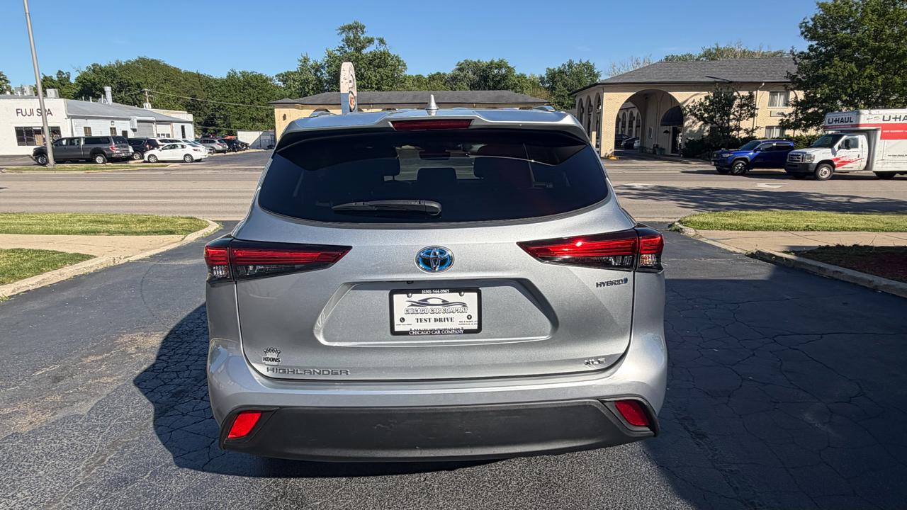 Toyota Highlander Hybrid XLE AWD (Natl) 2022