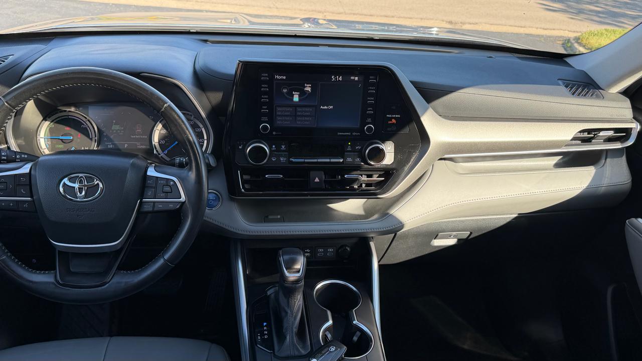 Toyota Highlander Hybrid XLE AWD (Natl) 2022