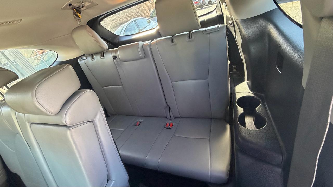 Toyota Highlander Hybrid XLE AWD (Natl) 2022