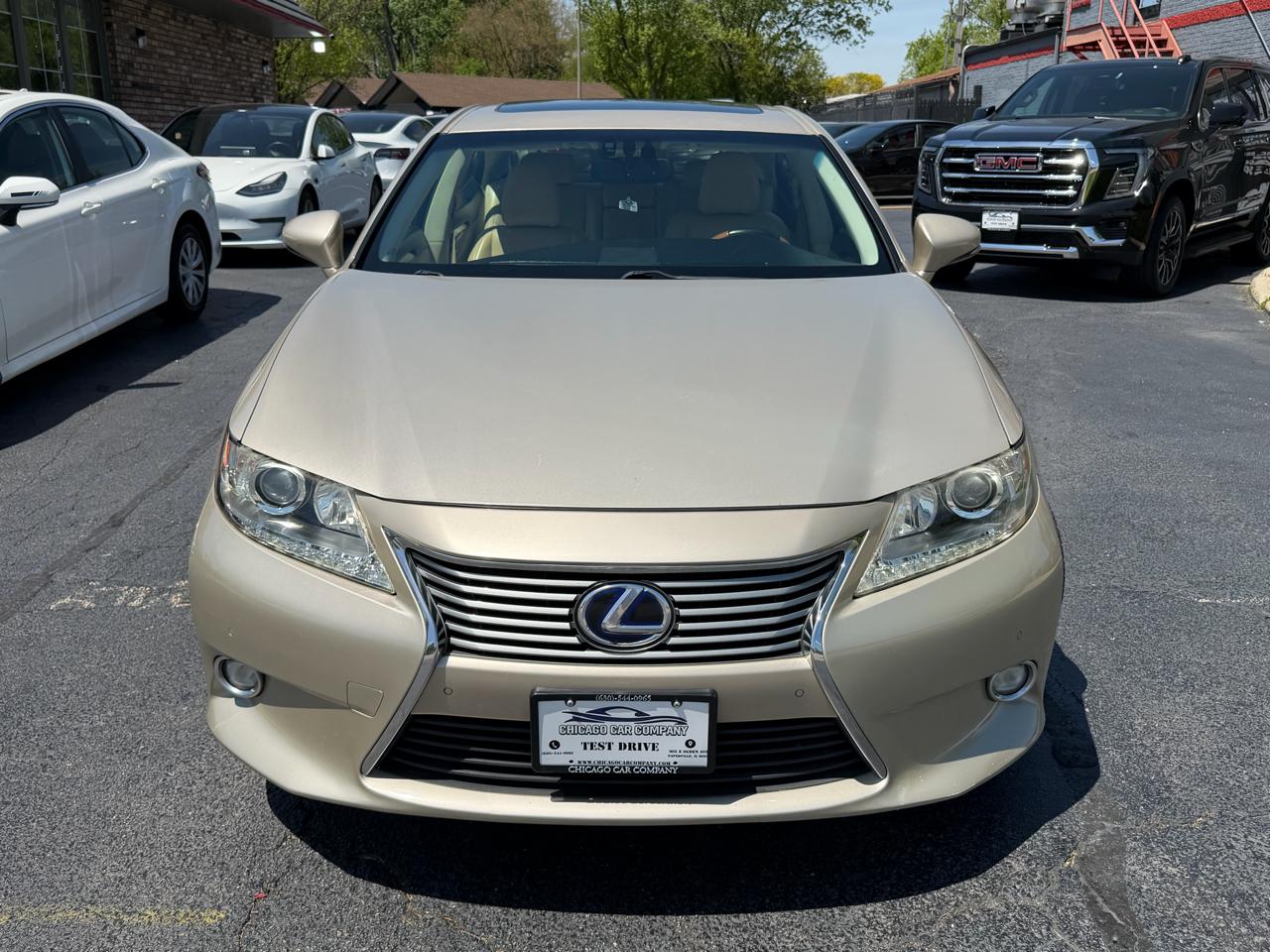 Lexus ES 300h 4dr Sdn Hybrid 2015