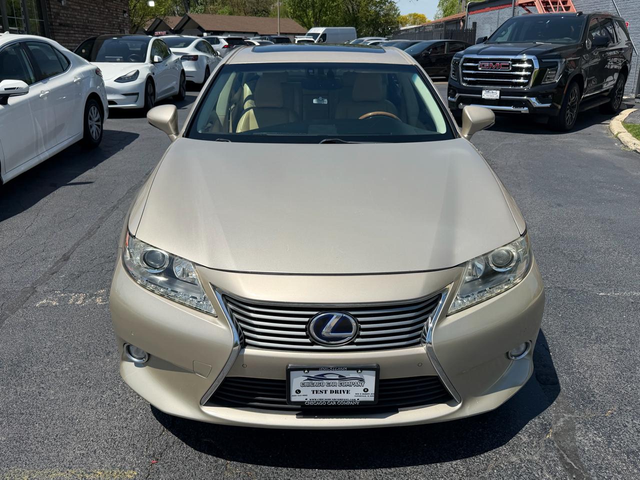 Lexus ES 300h 4dr Sdn Hybrid 2015