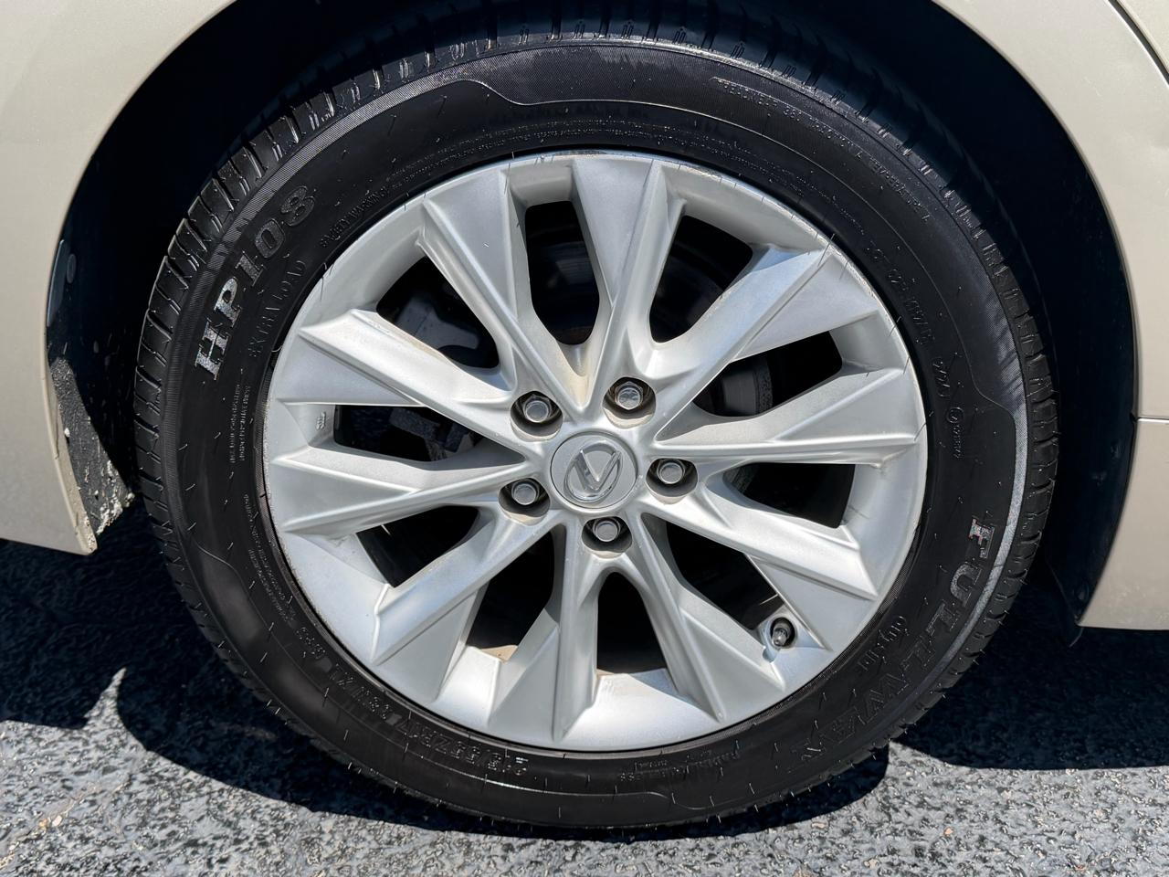Lexus ES 300h 4dr Sdn Hybrid 2015