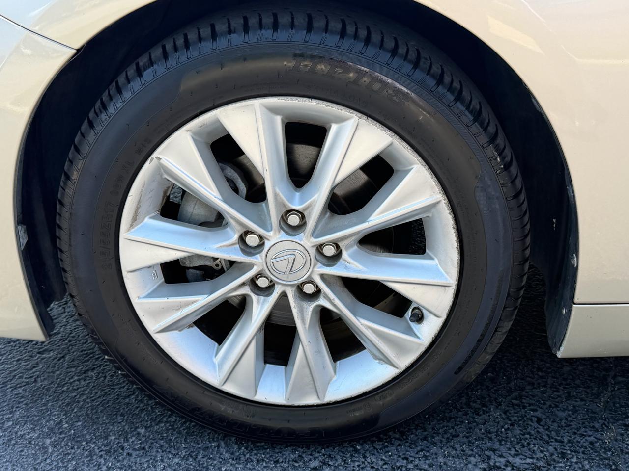 Lexus ES 300h 4dr Sdn Hybrid 2015