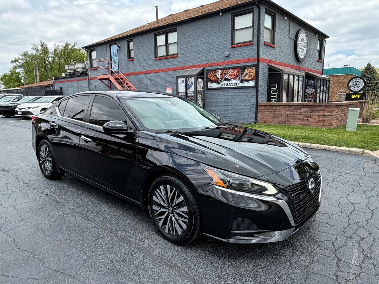 Nissan Altima 2.5 SV Sedan 2023