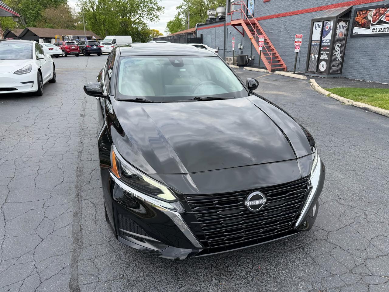 Nissan Altima 2.5 SV Sedan 2023