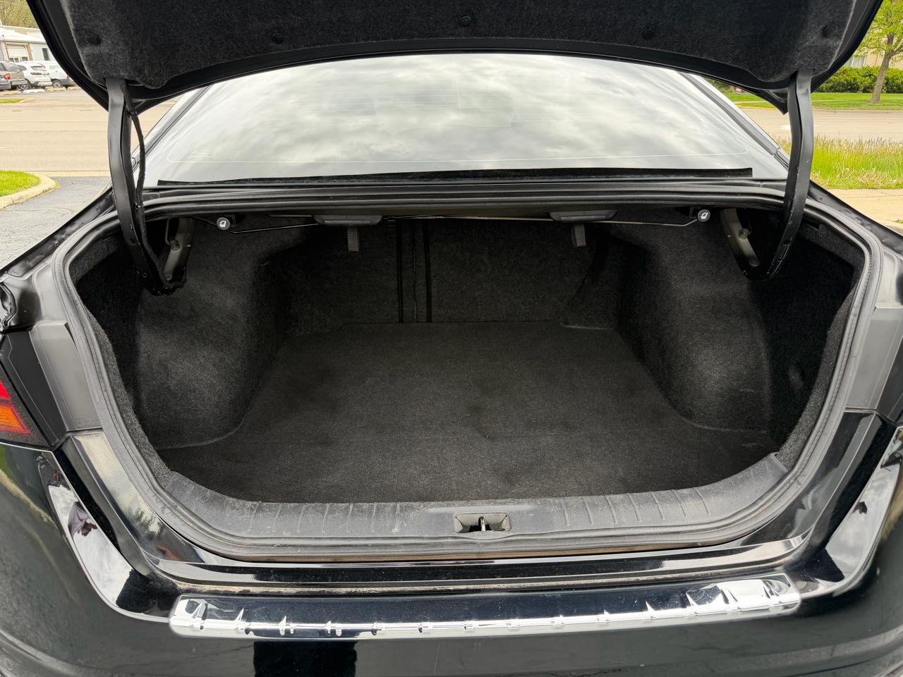 Nissan Altima 2.5 SV Sedan 2023