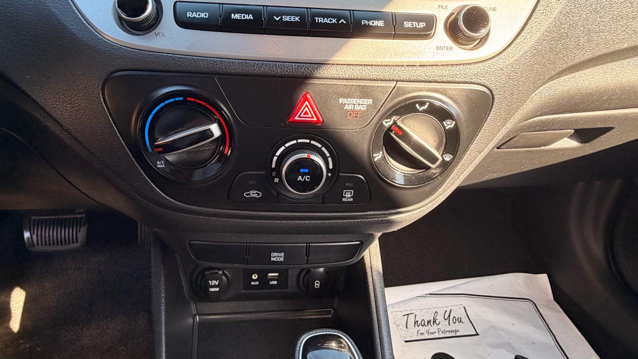 Hyundai Accent SE Sedan IVT 2020