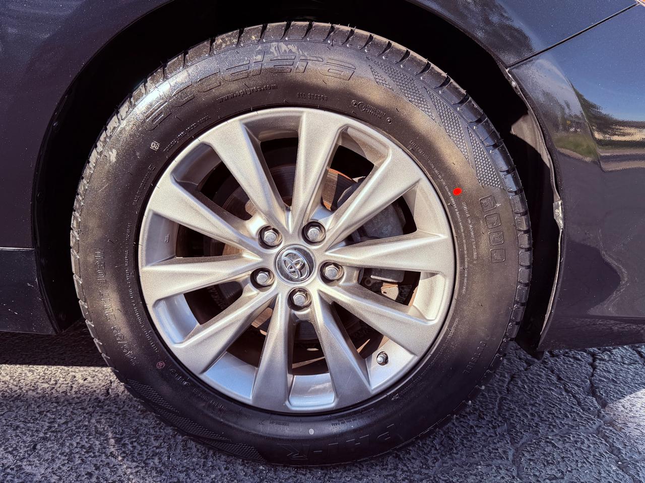 Toyota Camry Hybrid 4dr Sdn XLE (Natl) 2015