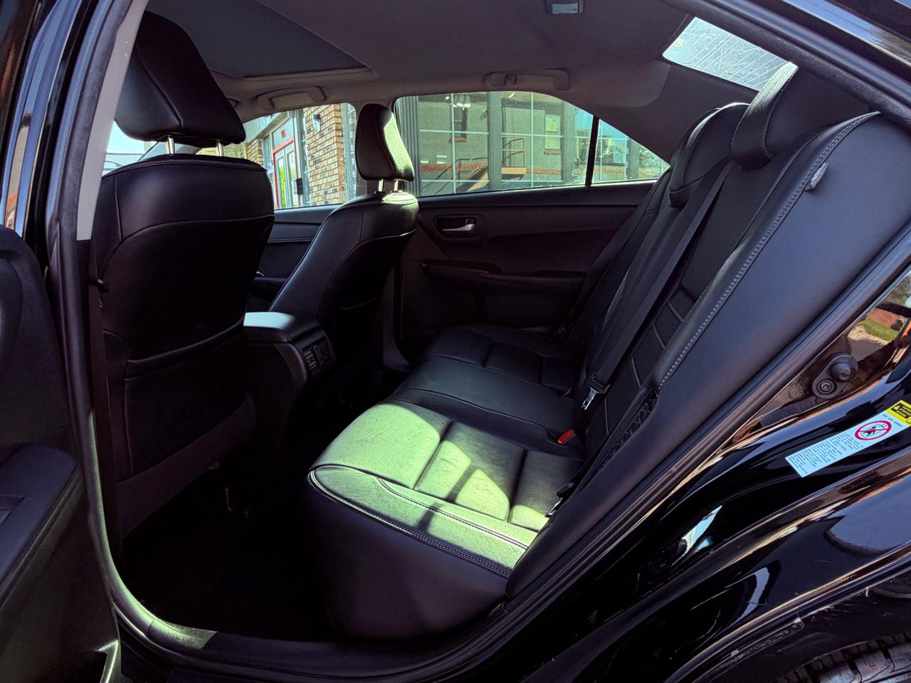 Toyota Camry Hybrid 4dr Sdn XLE (Natl) 2015
