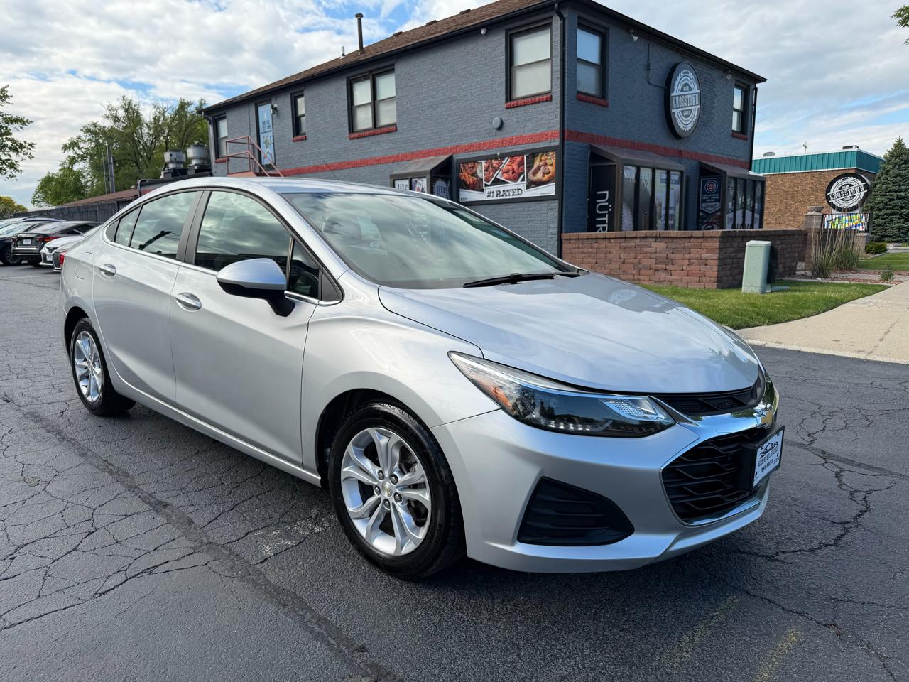 Chevrolet Cruze 4dr Sdn LT 2019
