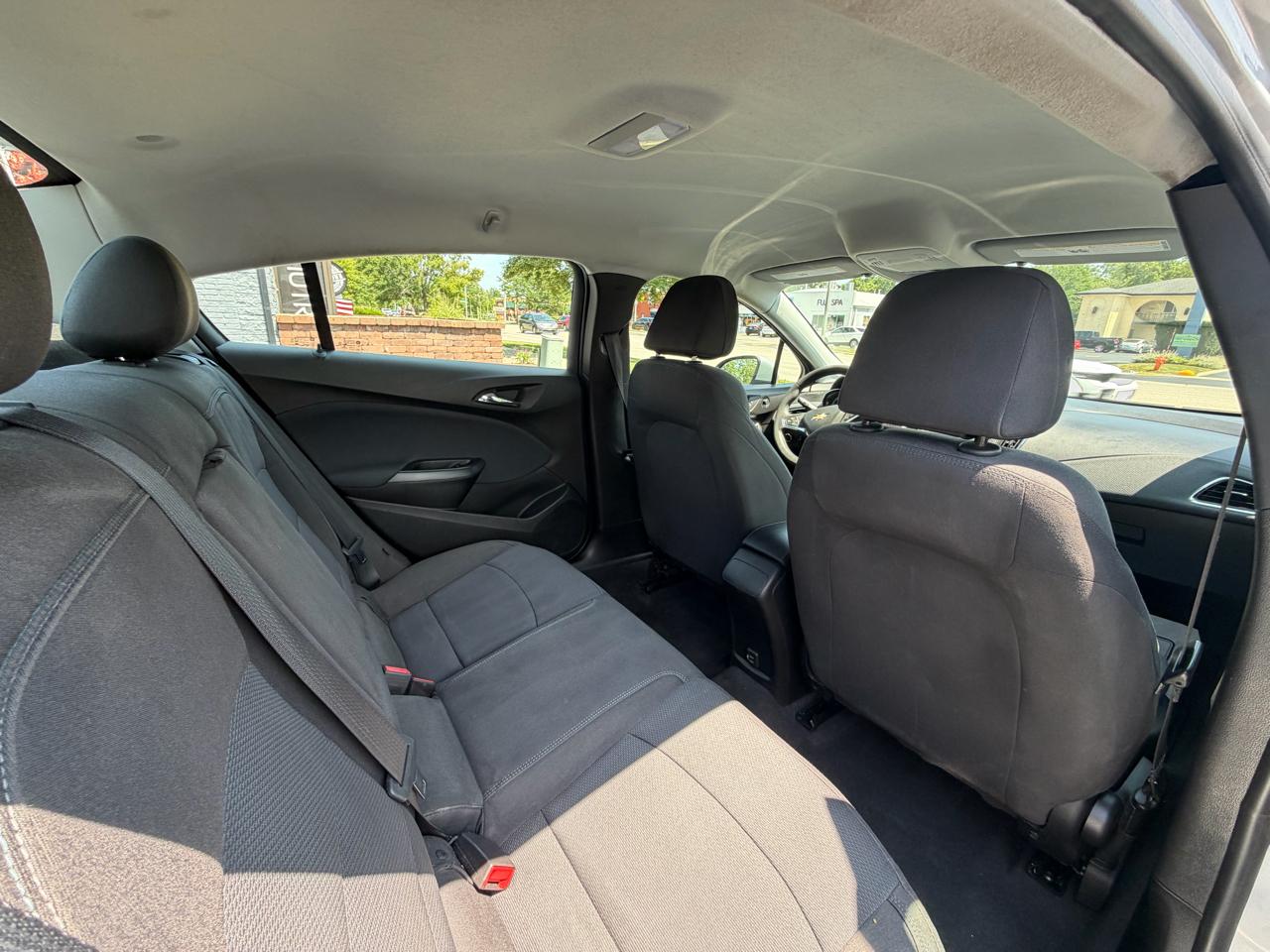 Chevrolet Cruze 4dr Sdn LT 2019