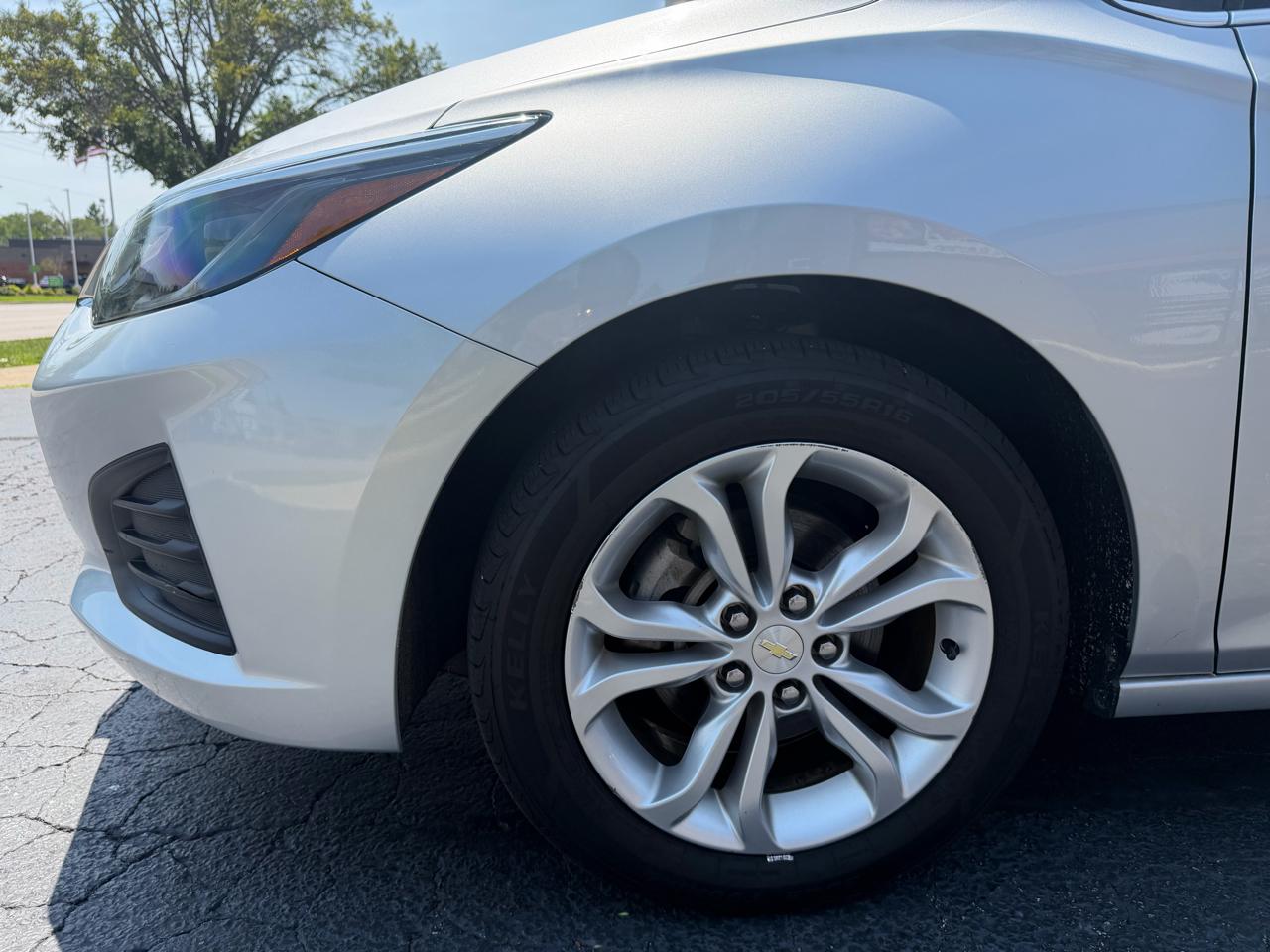 Chevrolet Cruze 4dr Sdn LT 2019